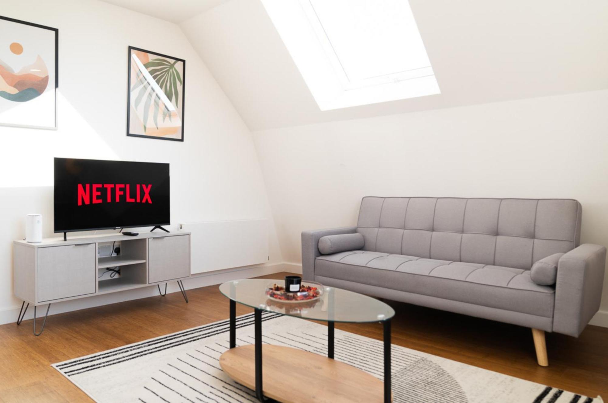 Two Bedroom Apartment At Buonomo Stays Short Lets & Serviced Accommodation Londres Exterior foto