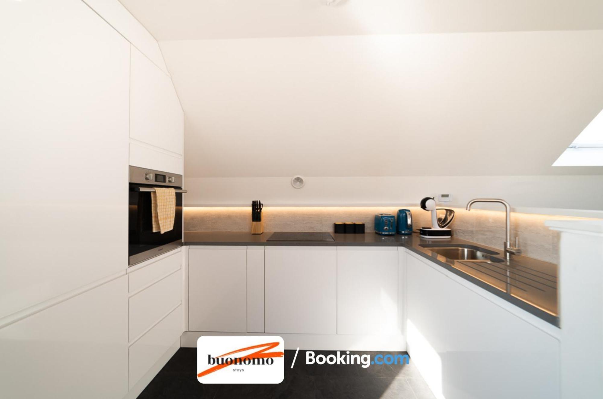 Two Bedroom Apartment At Buonomo Stays Short Lets & Serviced Accommodation Londres Exterior foto