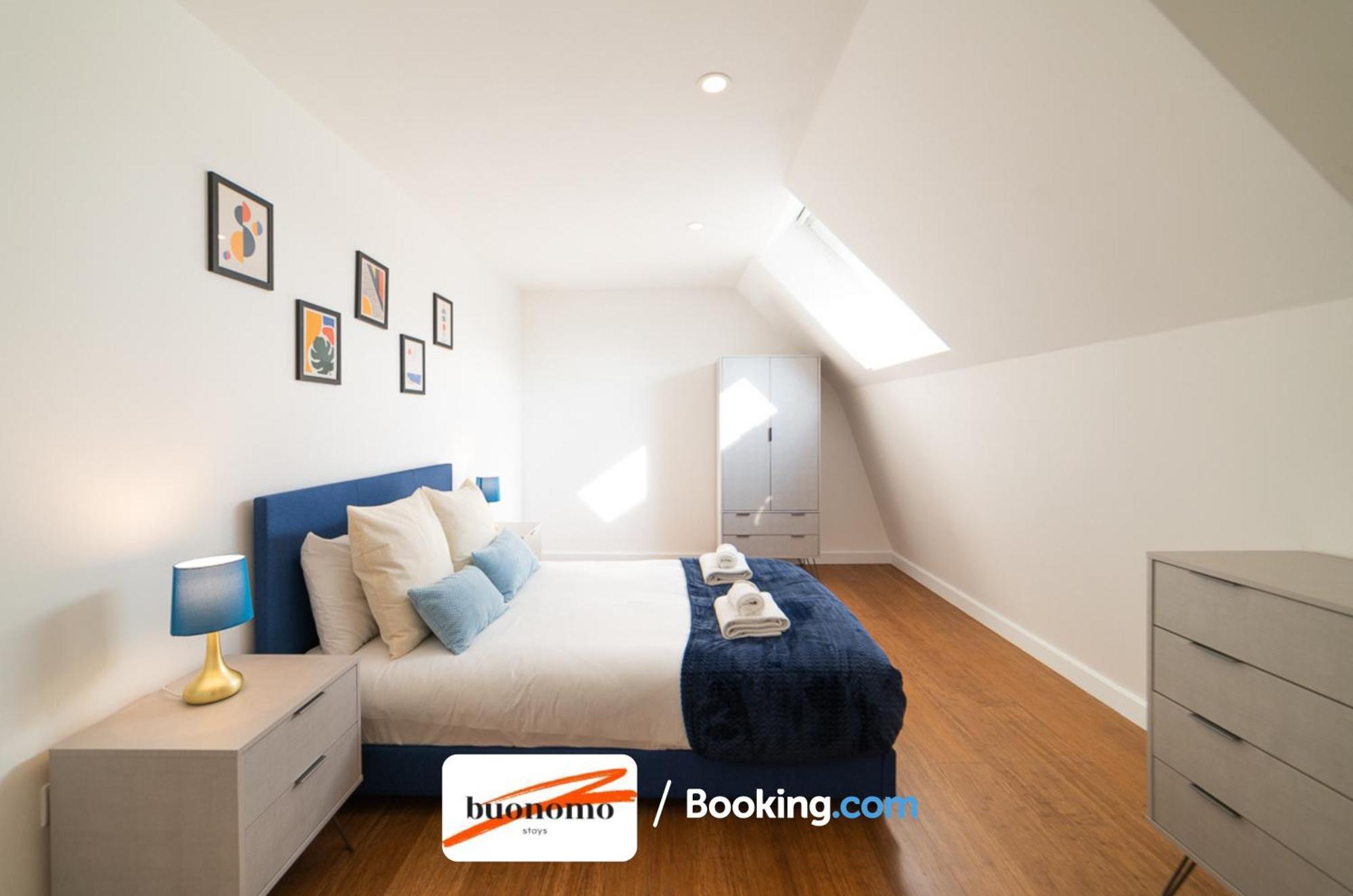 Two Bedroom Apartment At Buonomo Stays Short Lets & Serviced Accommodation Londres Exterior foto